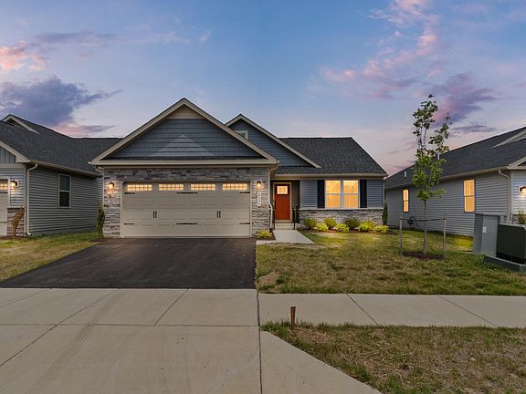 2nd image of 8304 Sage Flower Ave