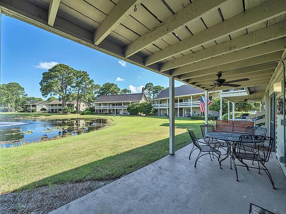 3rd image of 558 Driftwood Bay #99B