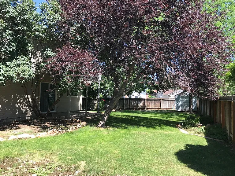 4271 N Pennfield Pl — Photo 26