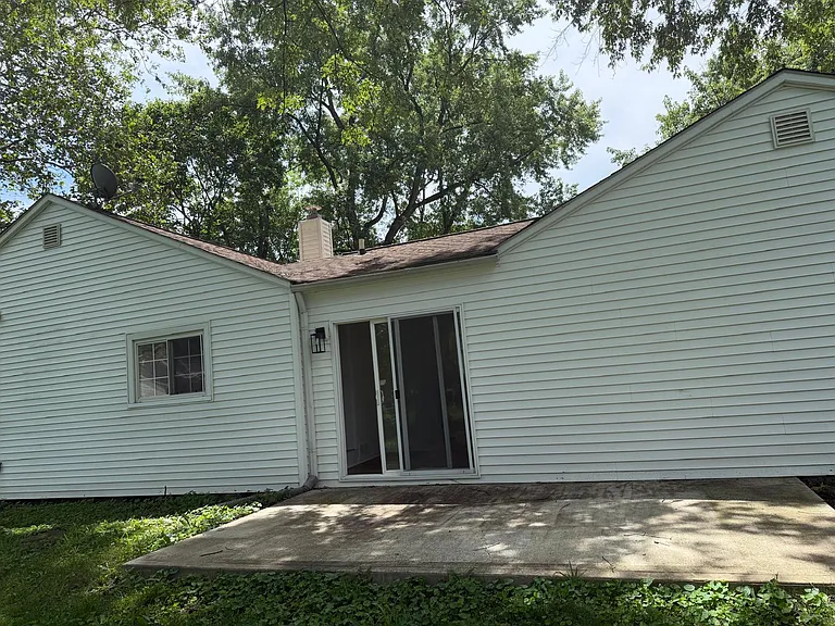 1892 Dyer Rd — Photo 33