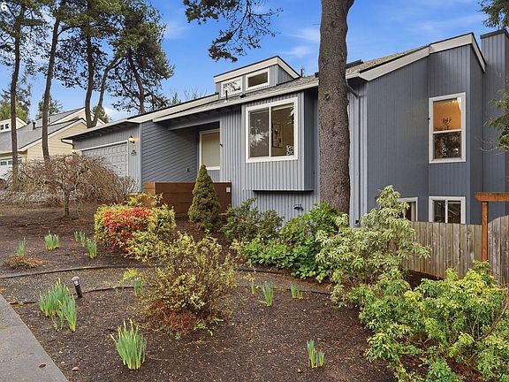 2nd image of 1471 Greentree Cir