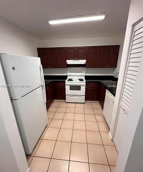 2690 W 76th St #106 — Photo 2