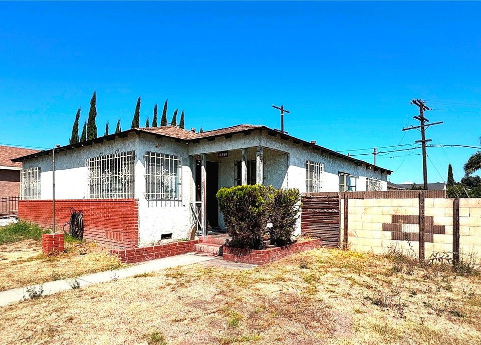 1st image of 13450 S Catalina Ave