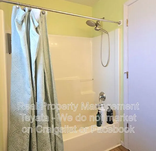4814 Starfish Ln — Photo 24