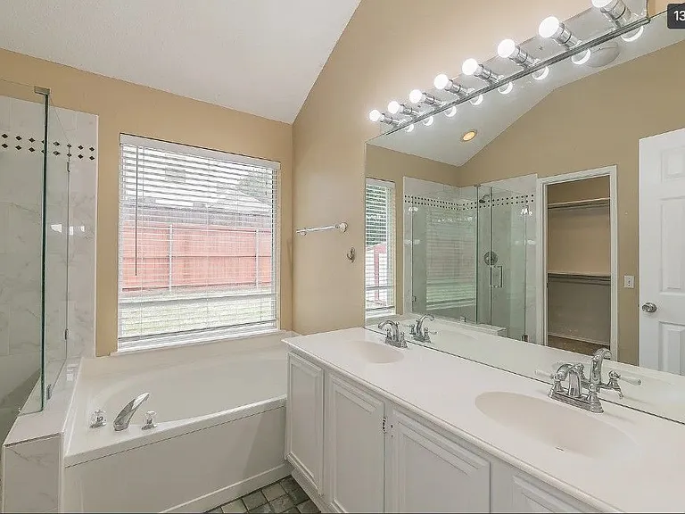 210 Madisson Dr — Photo 5