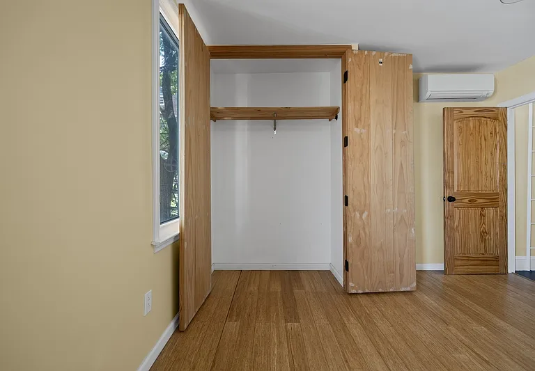 6 Rademan Pl — Photo 7