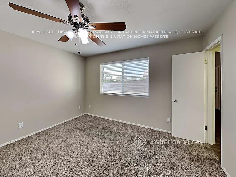 4408 N 90th Dr — Photo 8