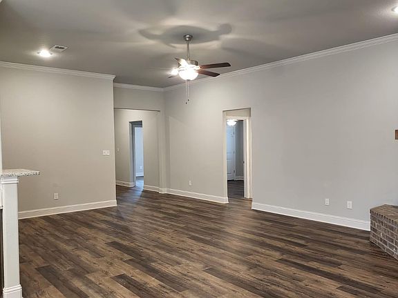 4th image of 631 Nolan Dr