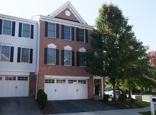 265 Overlook Ct, Coraopolis, PA 15108