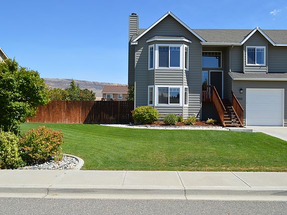 2nd image of 2355 Canyon Hills Dr