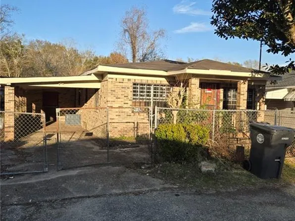 1824 Nitson St, Prichard, AL 36610