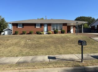 1105 Richton Ave, Muscle Shoals, AL 35661