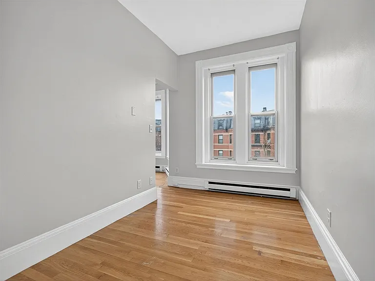 230 Newbury St #21 — Photo 7