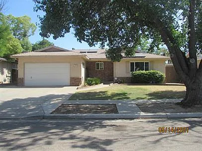 1503 E Warner Ave photo 1