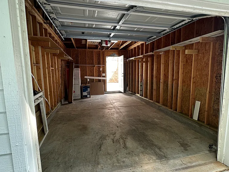 9733 Longstone Ln — Photo 26