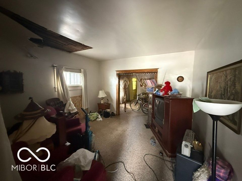 1930 N Harding St, Indianapolis, IN - View 3