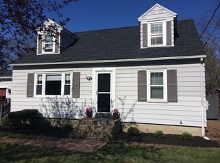 124 Grove St, Dover, NH 03820