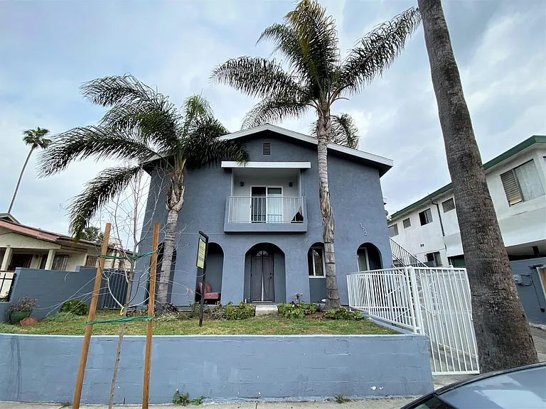 172 N Mariposa Ave #E — Photo 11
