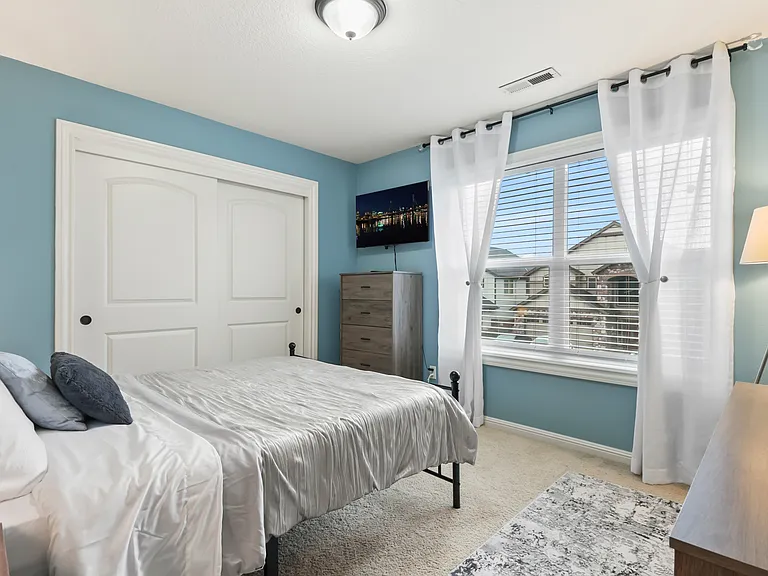 13212 NE 61st Cir — Photo 16
