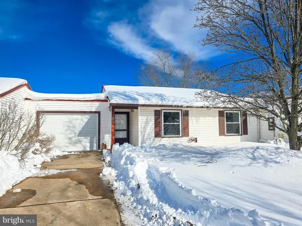 149 B Maclura Plz, Monroe Township, NJ 08831