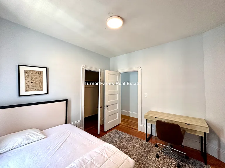 789 Columbia Rd — Photo 17