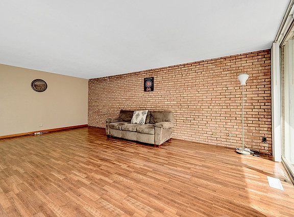3rd image of 5500 Hillcrest Ln #129