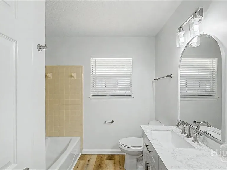 85 S Oak Rd — Photo 17