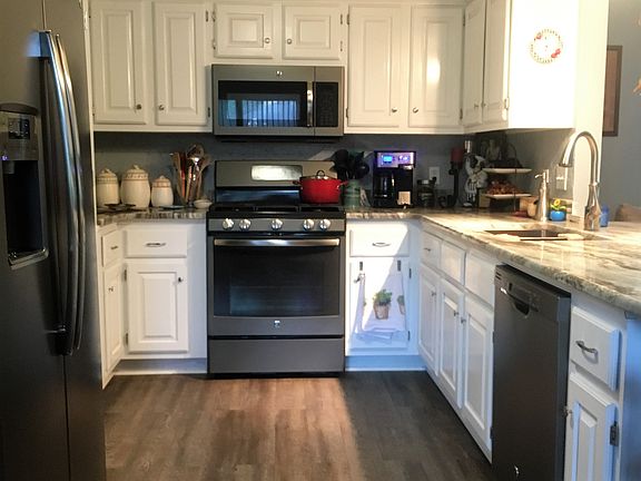 3rd image of 2505 Antietam Dr