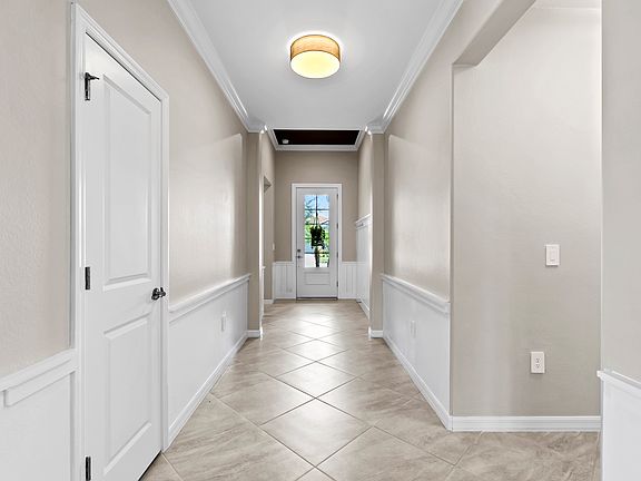 3rd image of 16029 Rosemallow Ln