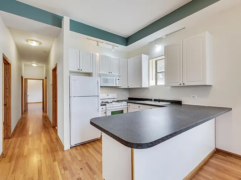 1769 N Clybourn Ave #2 — Photo 4