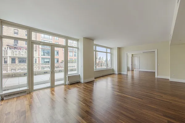 Sold by Nest Seekers International | media 1