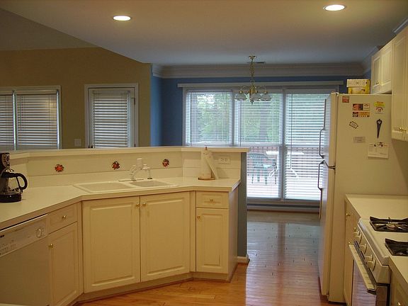 Open and Spacious kitchen