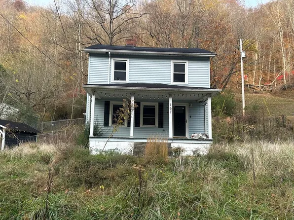 167 Store Hollow Rd, Betsy Layne, KY 41605