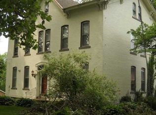 21 Darlington Rd, Beaver Falls, PA 15010