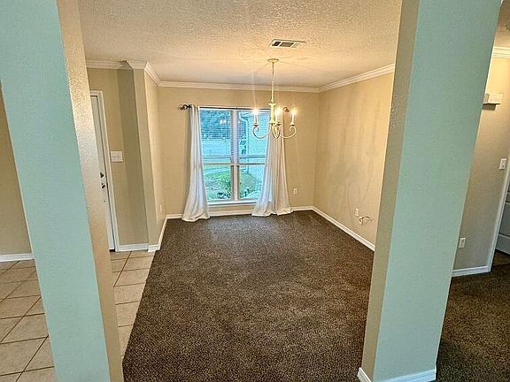 5th image of 8133 Rue Hollifield