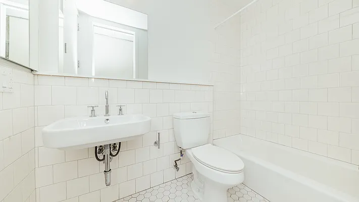 Rented by Nooklyn NYC LLC | media 25