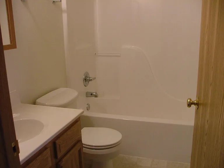 707 N Plum St — Photo 10