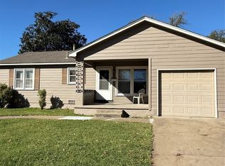 1004 N Ash St, Owasso, OK 74055