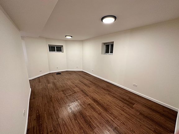 5th image of 1025 Hannah Ave #G