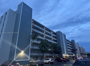 420 NE 12th Ave APT 404, Hallandale, FL 33009