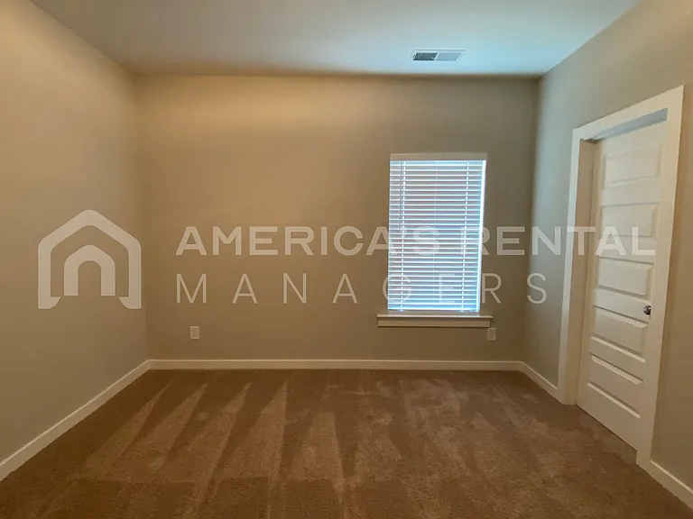 1540 Brookhaven Dr — Photo 9