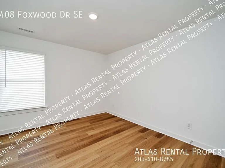 4408 Foxwood Dr — Photo 10