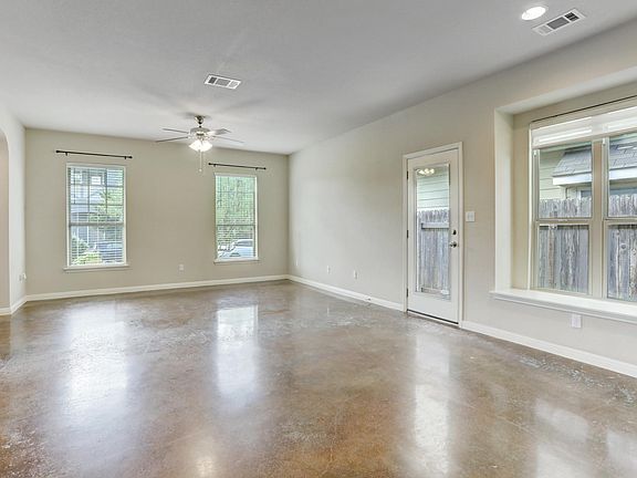 4th image of 4601 Esper Ln #319