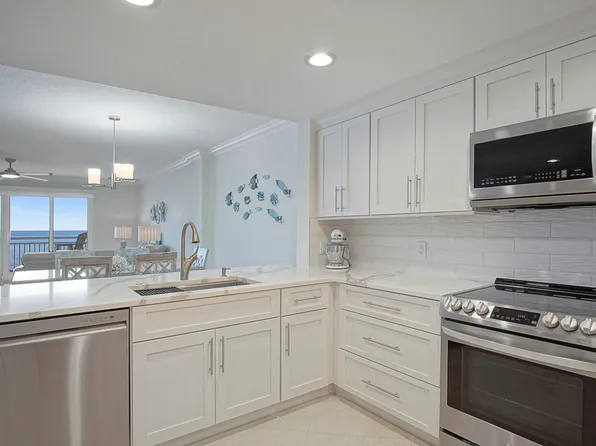 3702 N Highway A1a #502, Hutchinson Island, FL 34949
