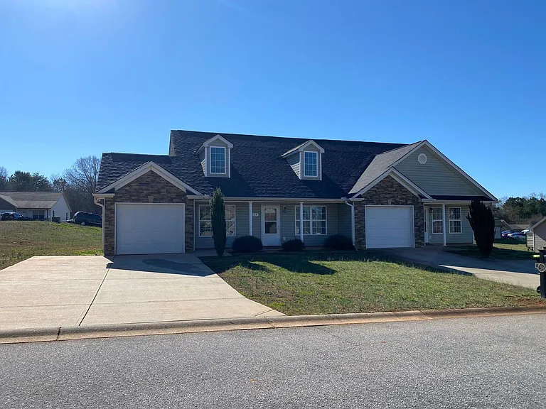 234 Mary High Dr — Photo 13