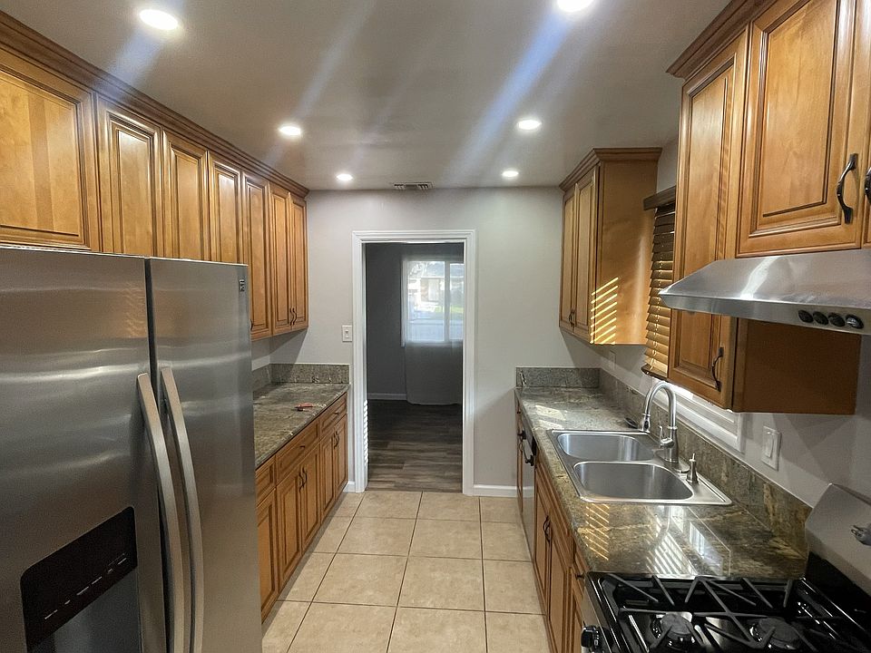 6911 Malibu Dr, Riverside, CA 92504 | Zillow