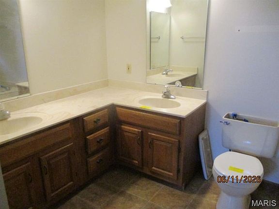 4th image of 113 Rose Marie Dr