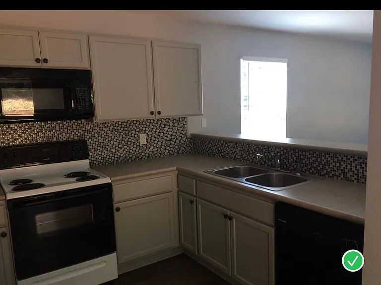 2556 Bilbrey Dr — Photo 10