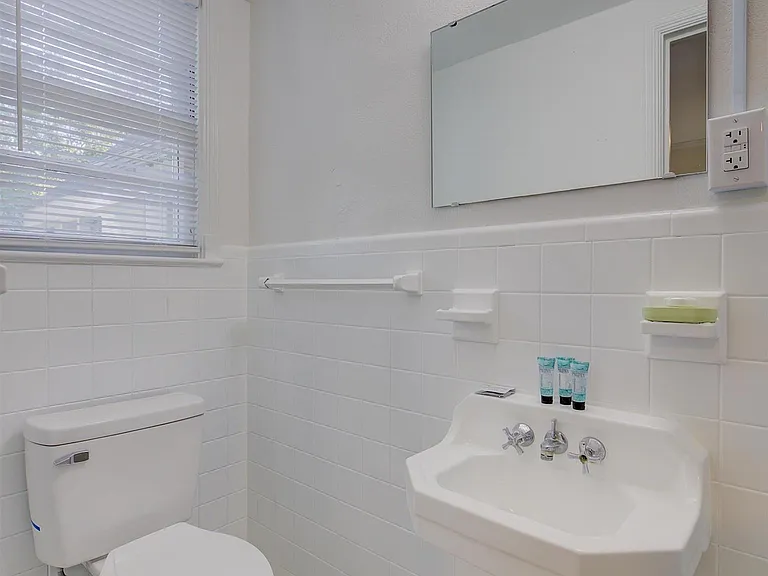 1623 Brennen Rd #2 — Photo 14