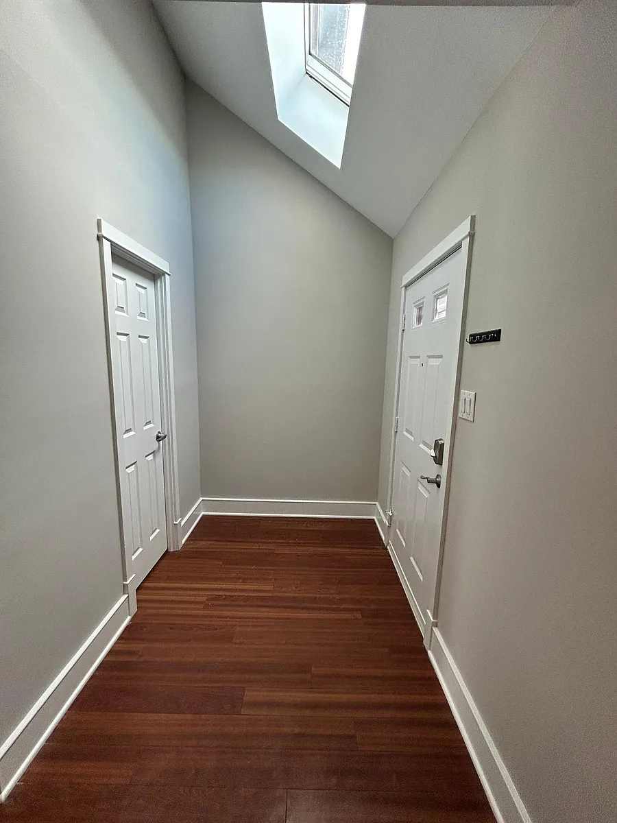 Foyer - 1011 Princeton Pl